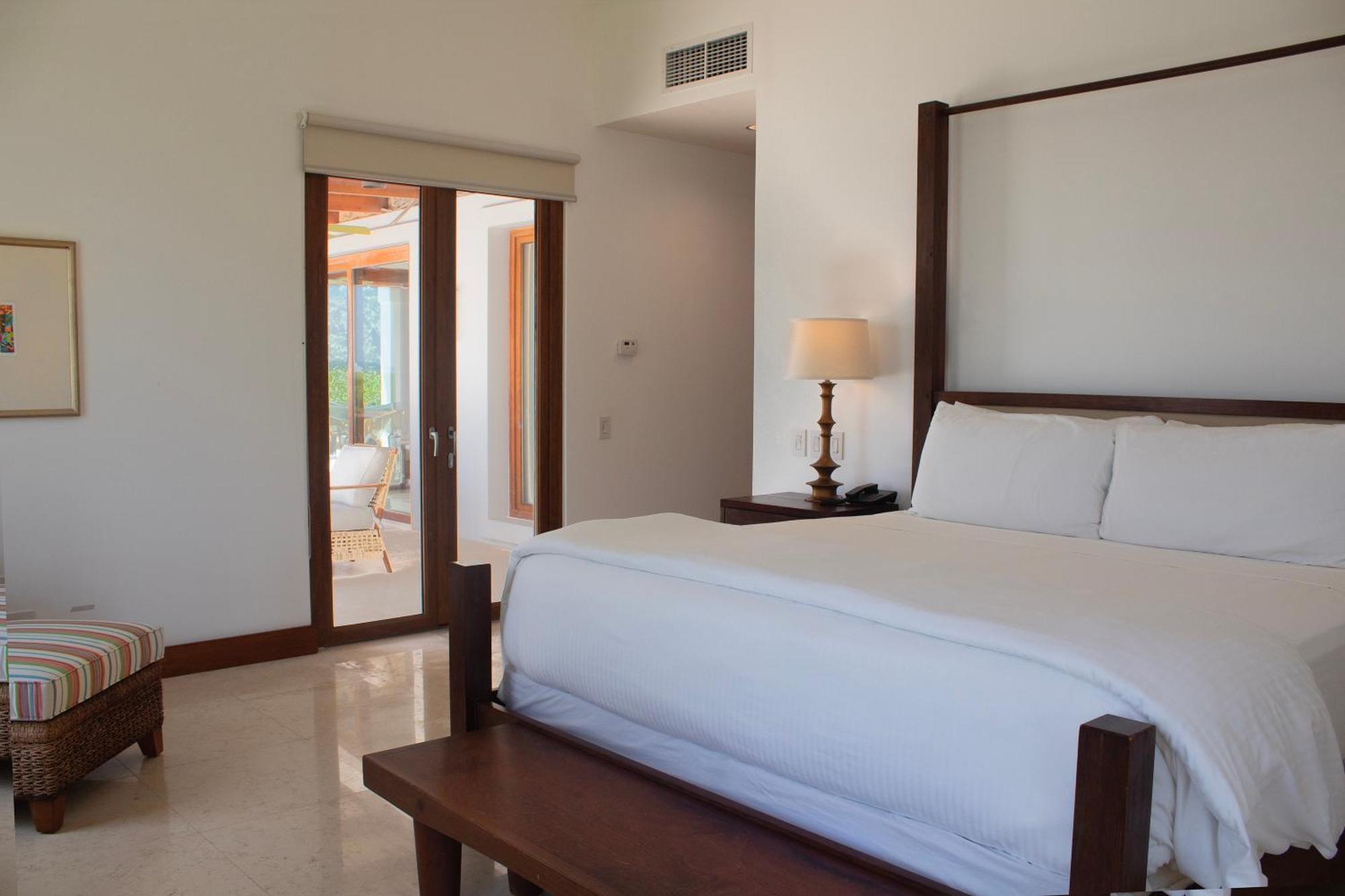 Las Verandas Hotel & Villas First Bight Екстериор снимка