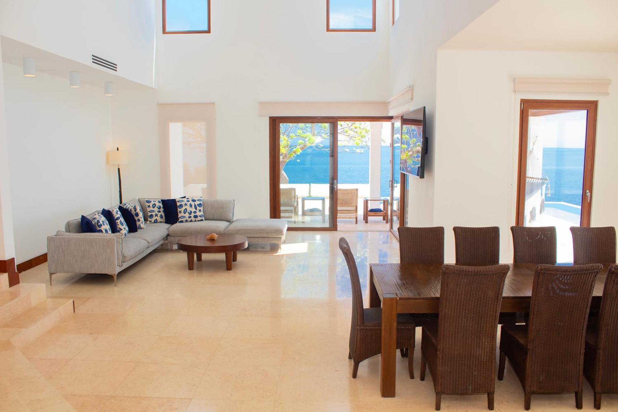 Las Verandas Hotel & Villas First Bight Екстериор снимка